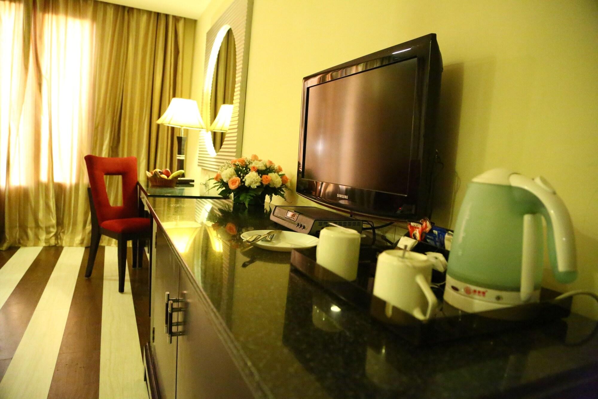 Regenta Central Deccan Chennai, Royapettah Екстериор снимка