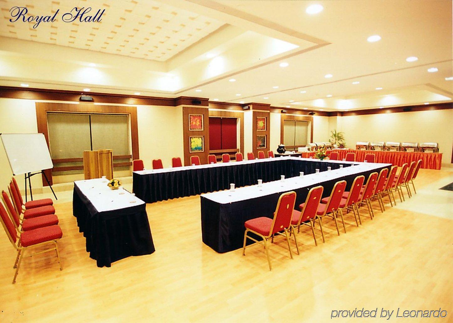 Regenta Central Deccan Chennai, Royapettah Екстериор снимка