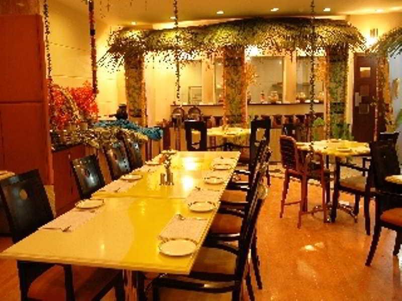 Regenta Central Deccan Chennai, Royapettah Екстериор снимка