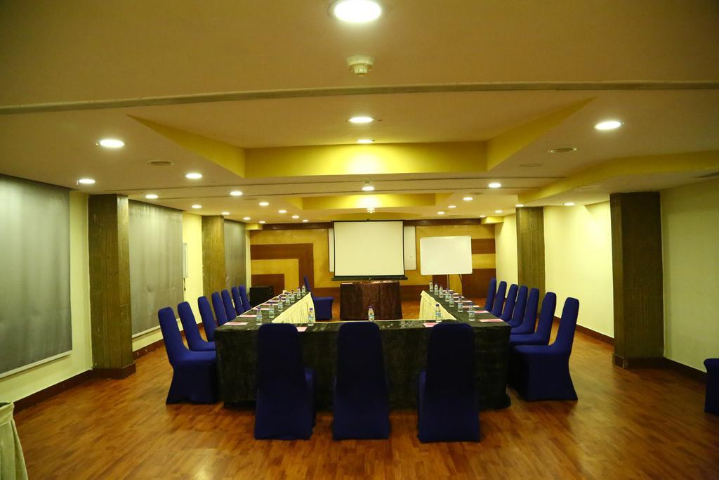 Regenta Central Deccan Chennai, Royapettah Екстериор снимка