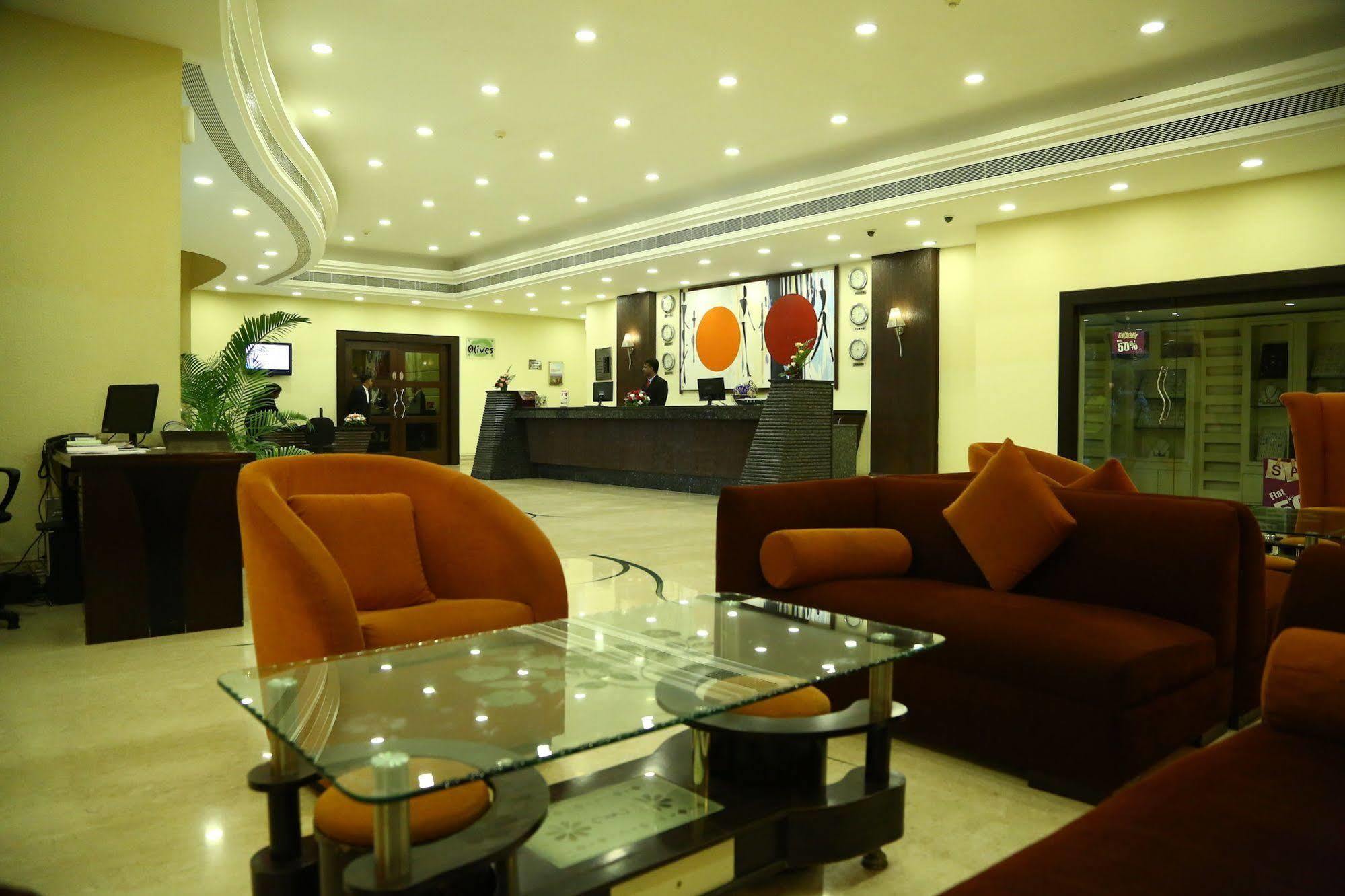Regenta Central Deccan Chennai, Royapettah Екстериор снимка