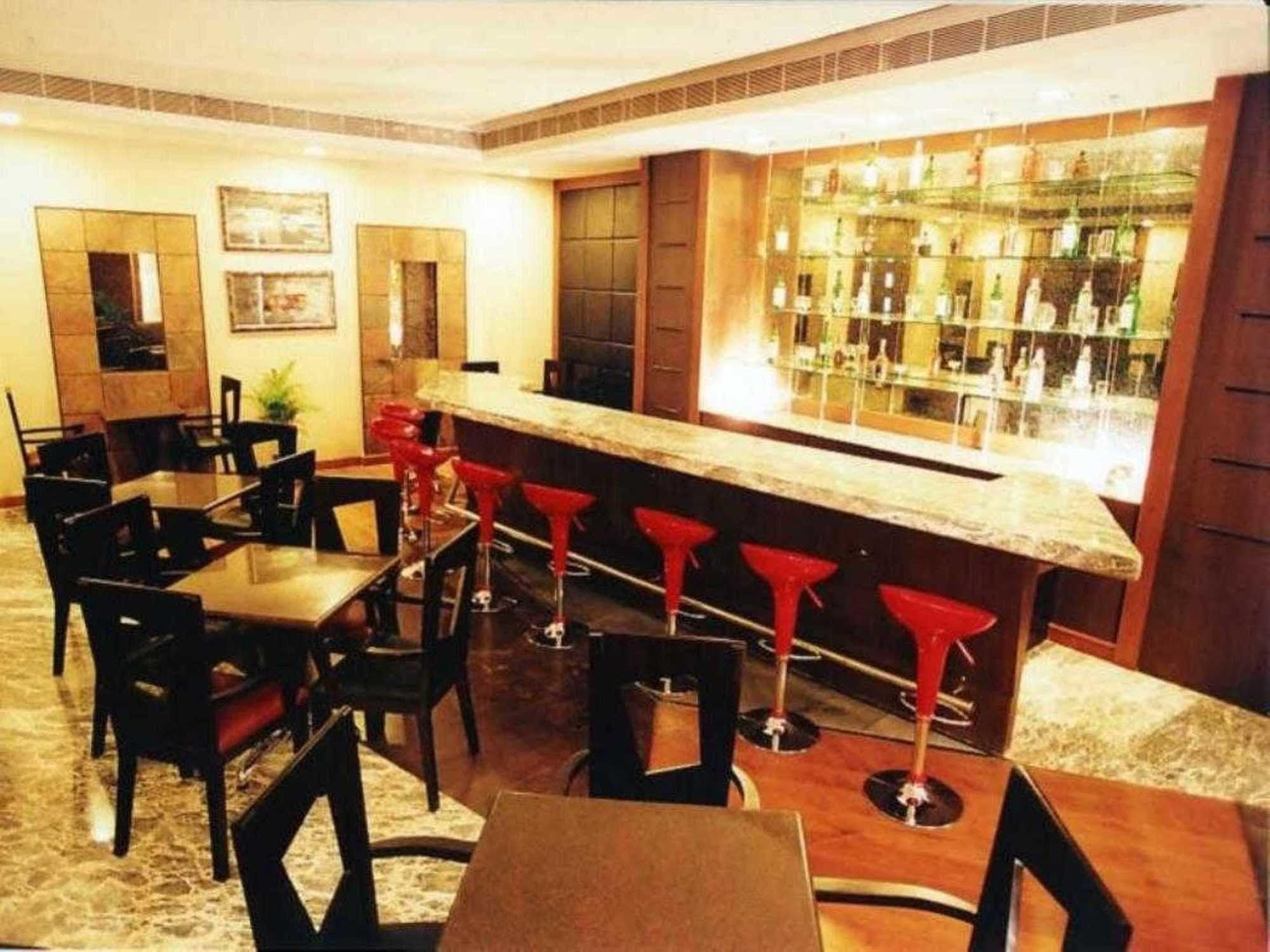 Regenta Central Deccan Chennai, Royapettah Екстериор снимка