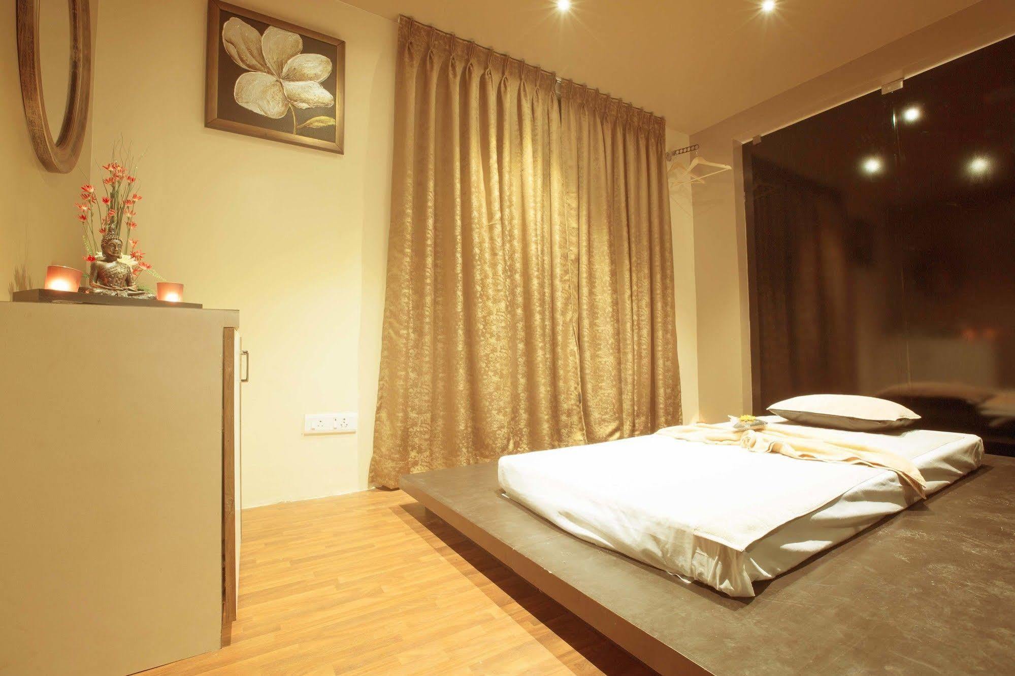 Regenta Central Deccan Chennai, Royapettah Екстериор снимка