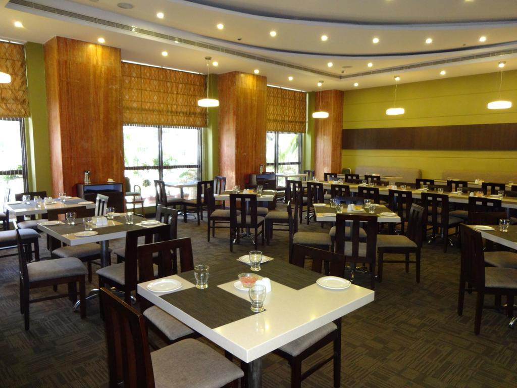 Regenta Central Deccan Chennai, Royapettah Екстериор снимка