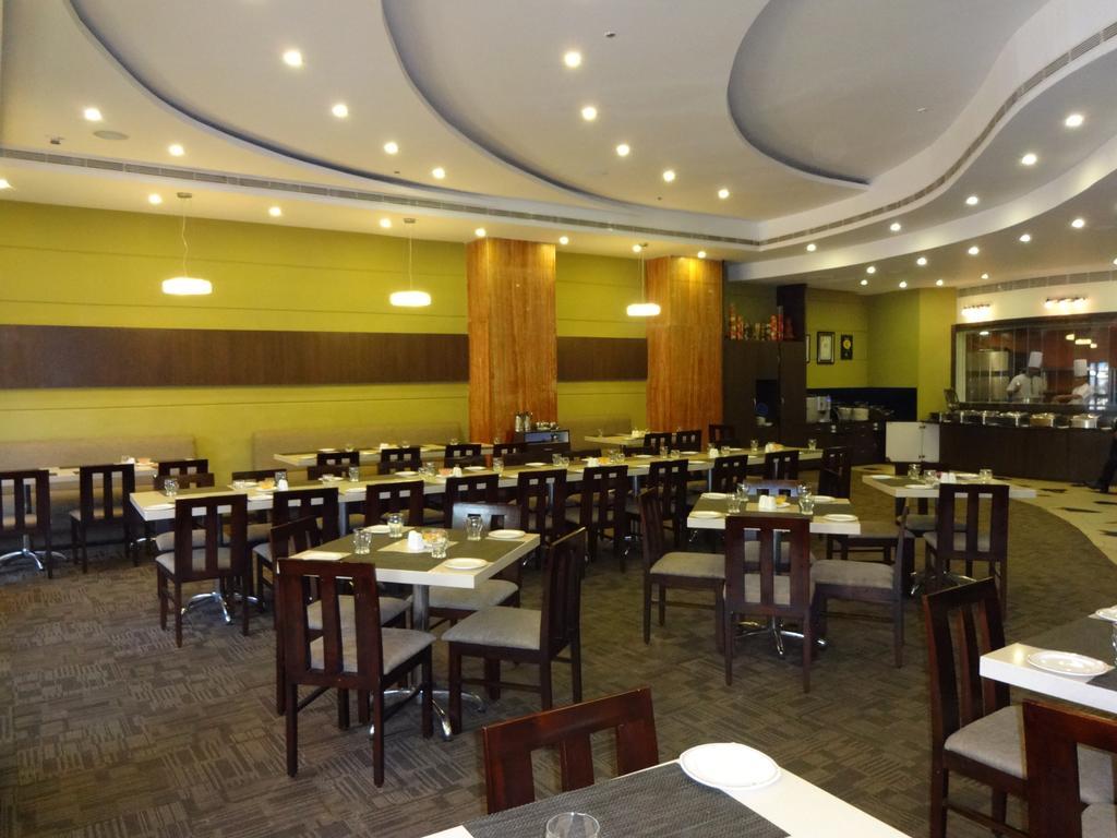 Regenta Central Deccan Chennai, Royapettah Екстериор снимка